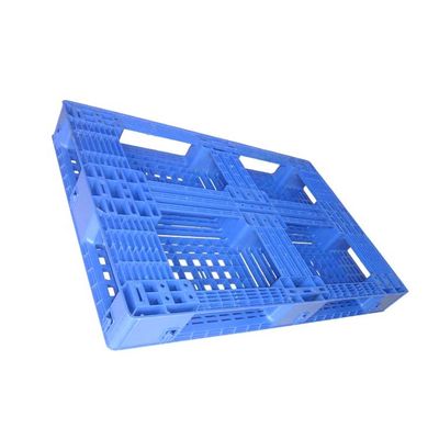 Pallet di plastica dell'euro blu del polietilene 1200 x 800 corridori del bene durevole tre