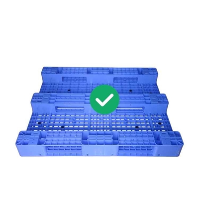 Carico di elettricità statica resistente di plastica del pallet 1300x1100 5000Kg dell'HDPE